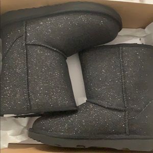 Black glitter classic Ugg boots big kids size 2
